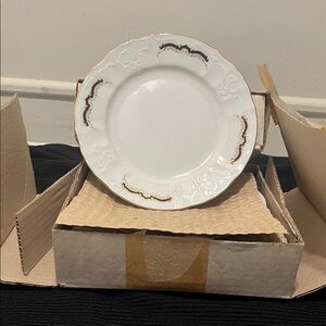 Bernadotte White-Gold Trim dessert plates